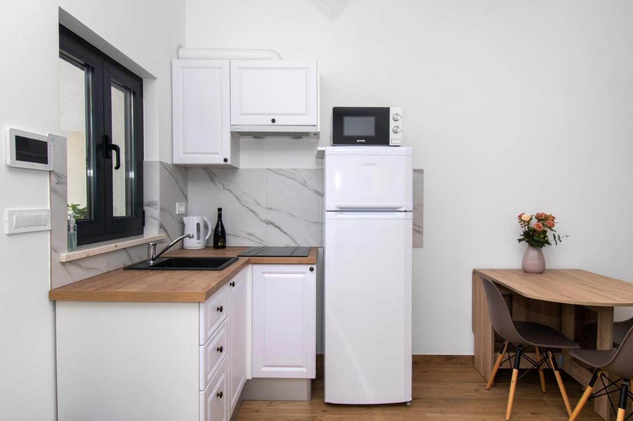 Apartmani Monika Zaboric Exteriör bild